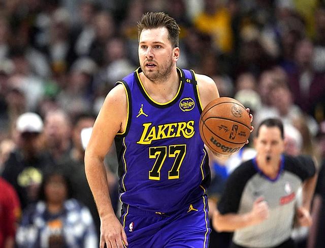 开云-RNG带队取胜！，费德勒重要时刻刷新纪录气势如虹延续-开云